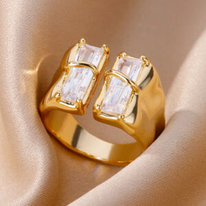 Gold-Plated Stainless Steel Crystal Ring – Geometric Chain Zircon Design